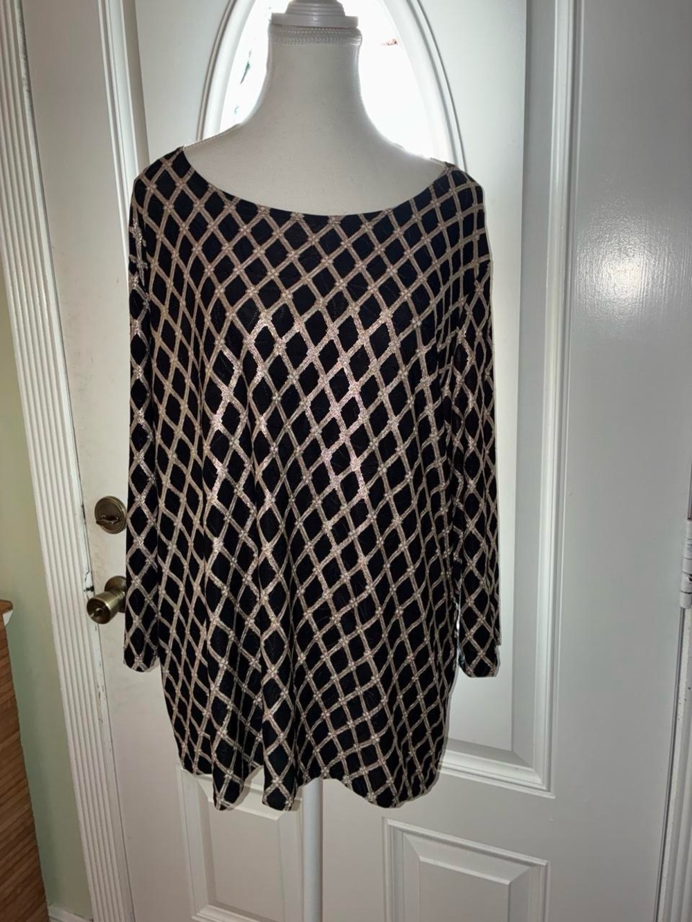 JM Collection Black Knit Top with Beige Lattice Design